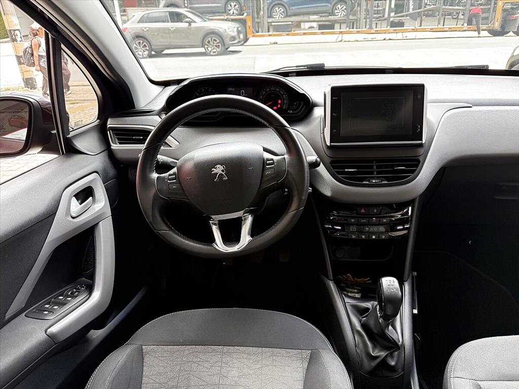 Peugeot 208 - 1.2 ALLURE 12V FLEX 4P MANUAL