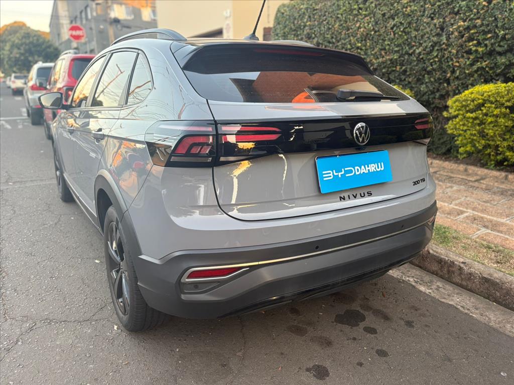 NIVUS 1.0 200 TSI TOTAL FLEX HIGHLINE AUTOMÁTICO10