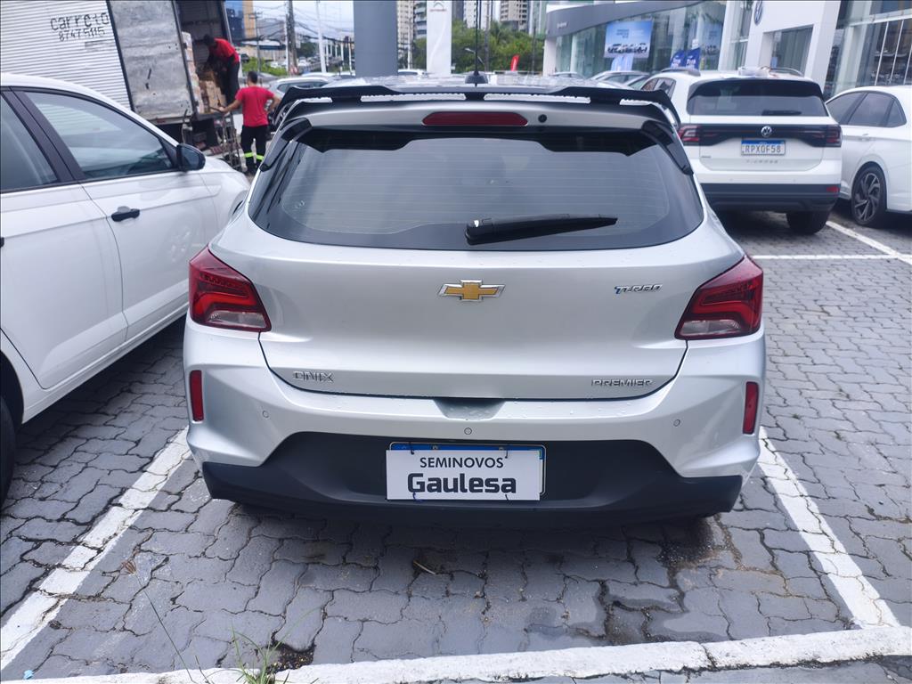 ONIX 1.0 TURBO FLEX PREMIER AUTOMÁTICO4