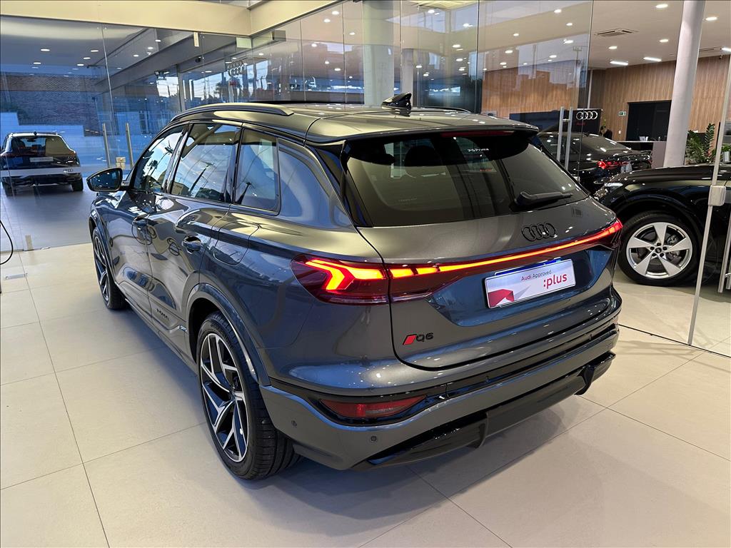Q6 E-TRON 100 KW ELÉTRICO PERFORMANCE BLACK QUATTRO5