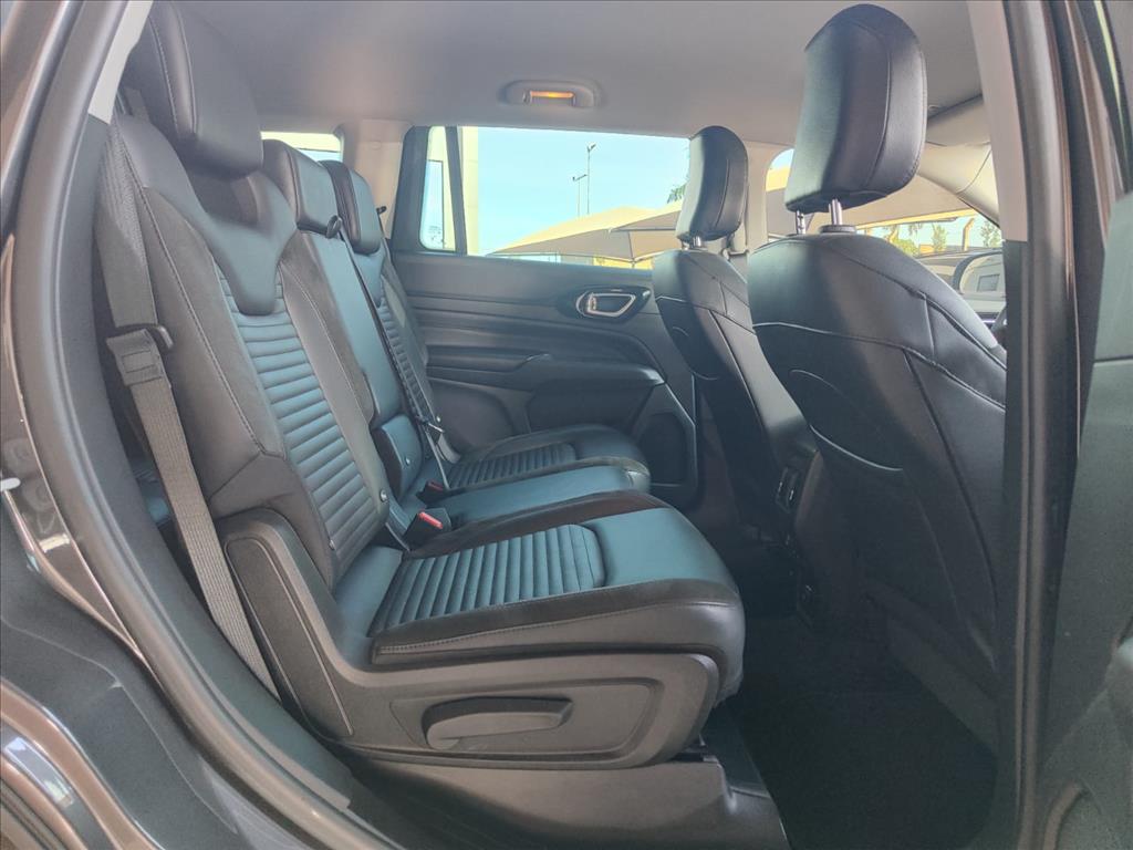 COMMANDER 1.3 T270 TURBO FLEX LIMITED AT6 COMMANDER 1.3 T270 TURBO FLEX LIMITED AT6