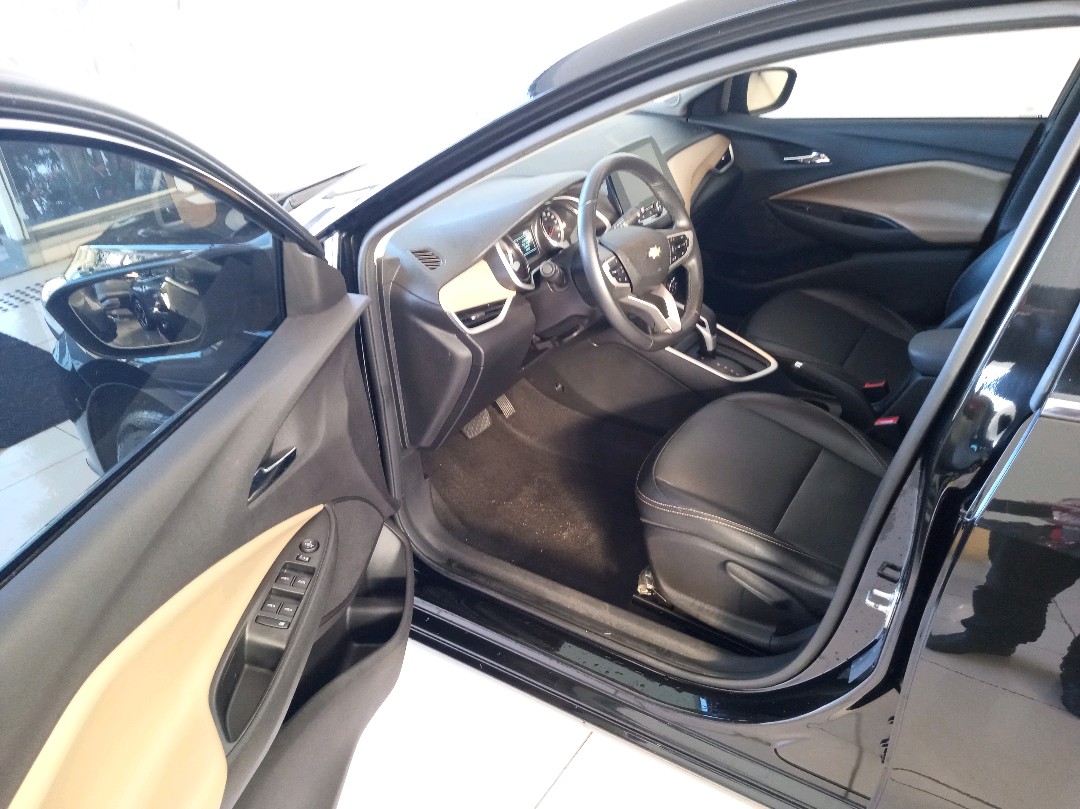 ONIX 1.0 TURBO FLEX PREMIER AUTOMÁTICO10