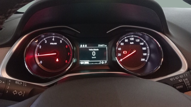 ONIX 1.0 TURBO FLEX PREMIER AUTOMÁTICO9