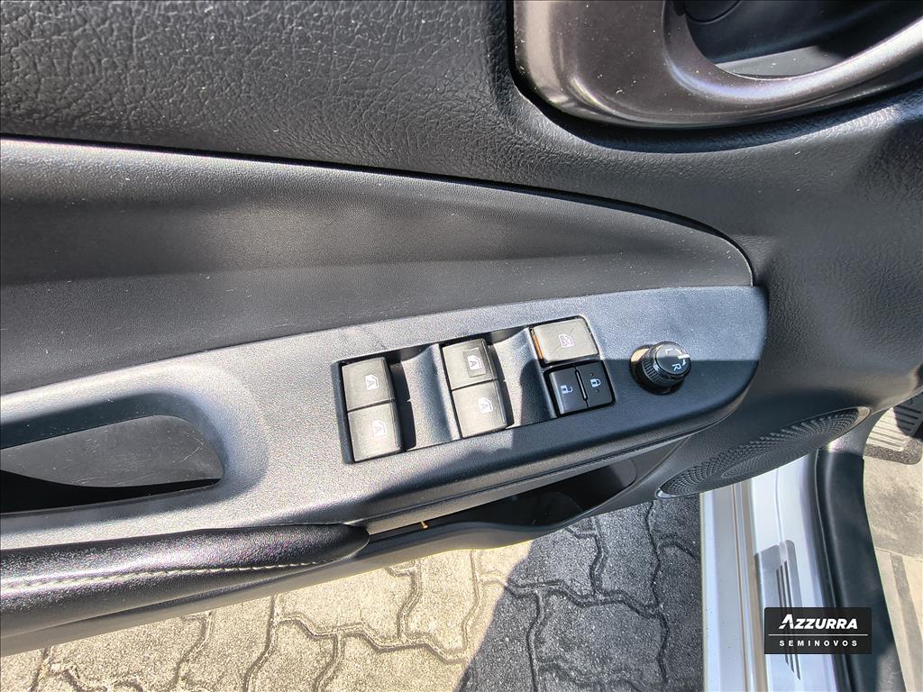 YARIS 1.5 16V FLEX SEDAN XS CONNECT MULTIDRIVE10