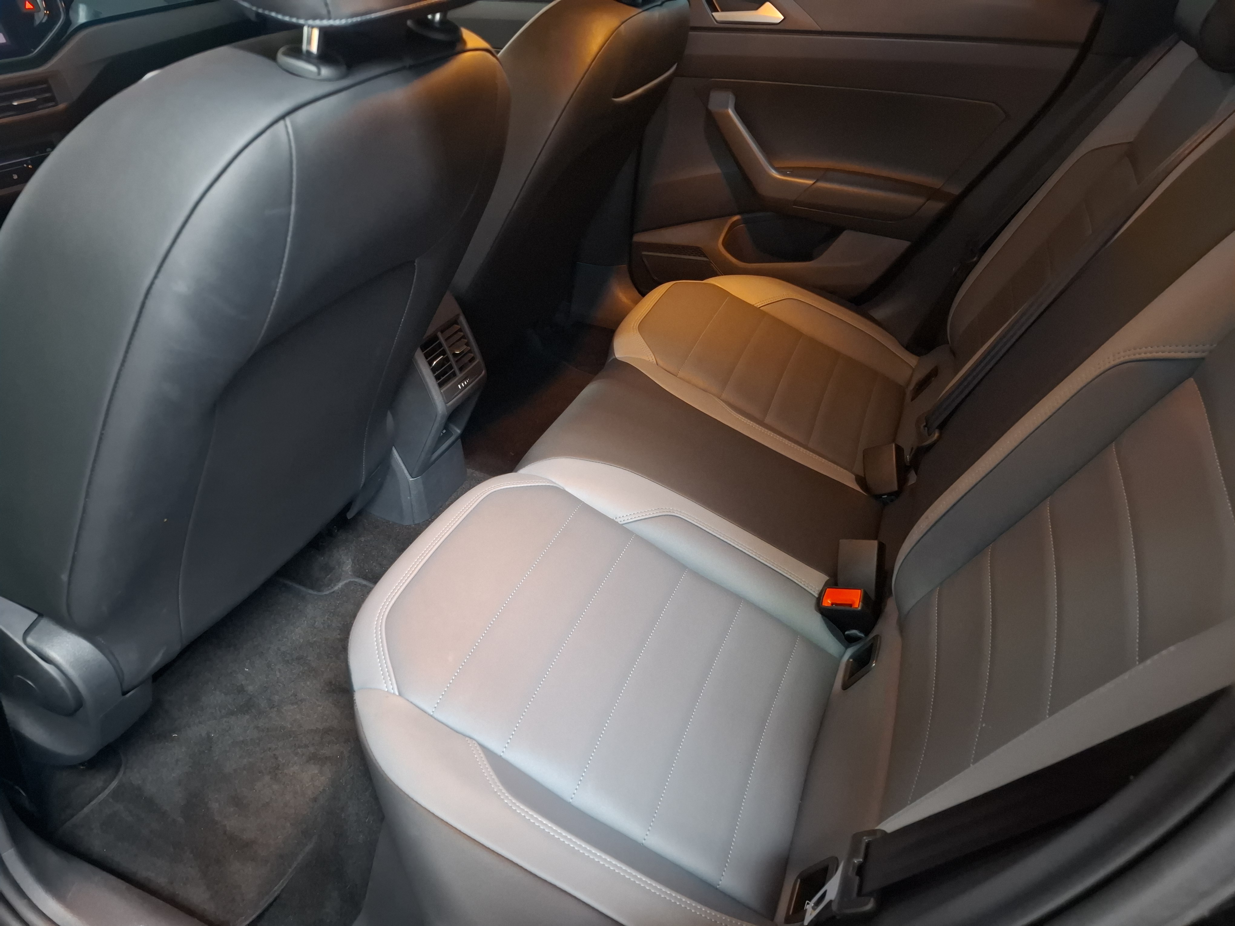 NIVUS 1.0 200 TSI TOTAL FLEX HIGHLINE AUTOMÁTICO8