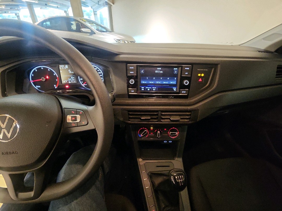 Volkswagen-POLO-1.0 MPI MANUAL