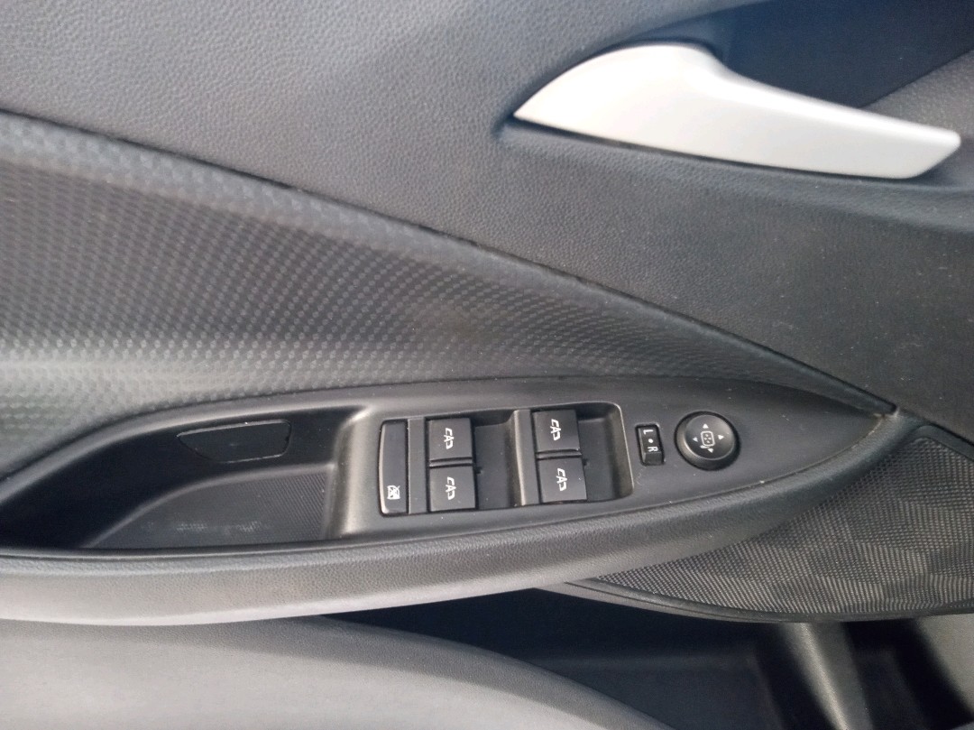ONIX PLUS 1.0 TURBO FLEX LT AUTOMÁTICO11