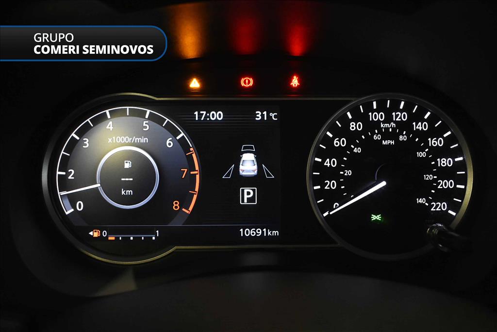 VERSA 1.6 16V FLEX EXCLUSIVE XTRONIC5