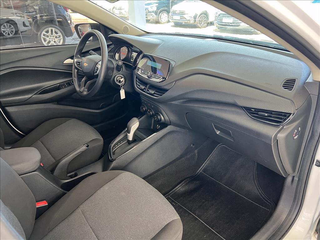ONIX PLUS 1.0 TURBO FLEX AUTOMÁTICO13