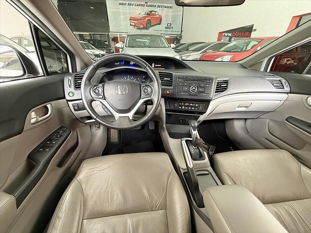 Honda Civic - 2.0 LXR 16V FLEX 4P AUTOMÁTICO