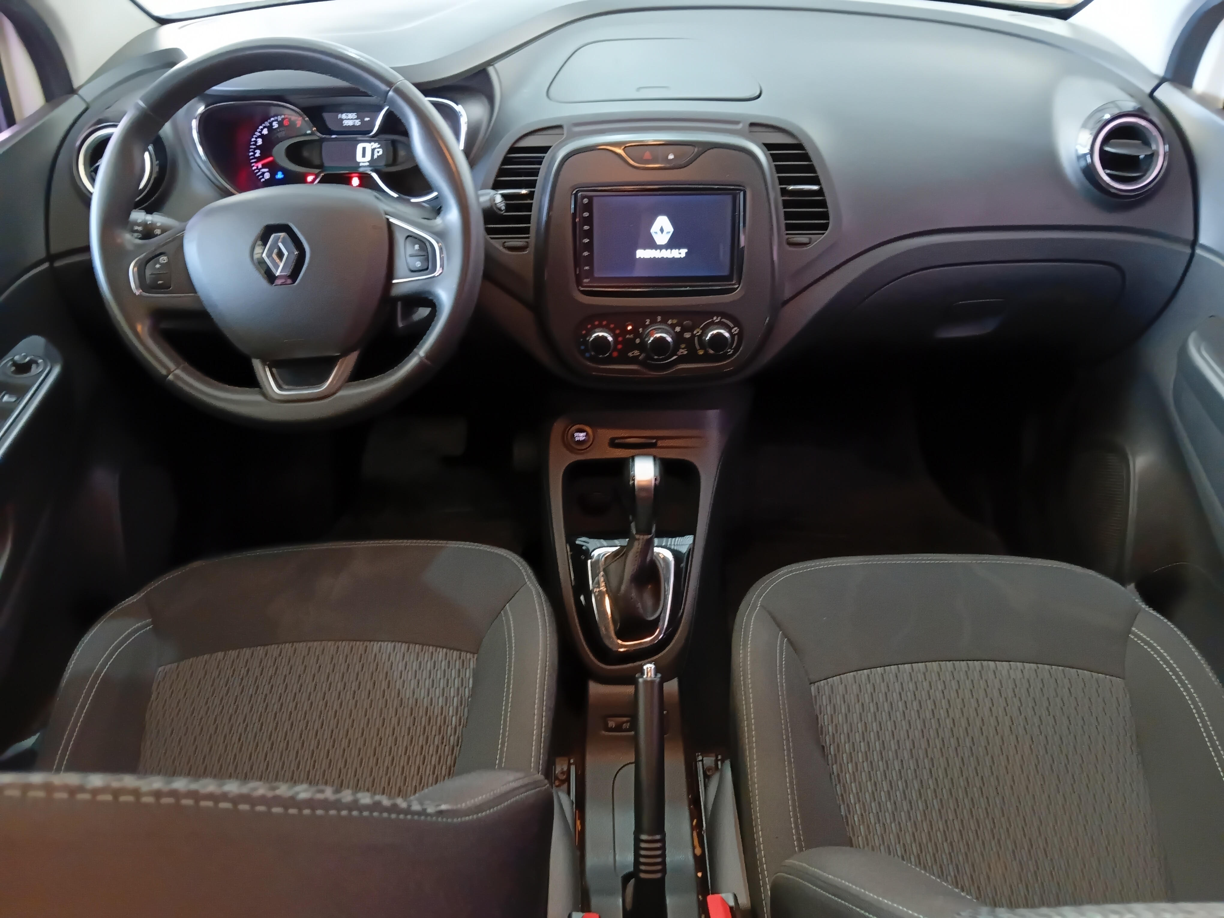Renault-CAPTUR-1.6 16V SCE FLEX LIFE X-TRONIC
