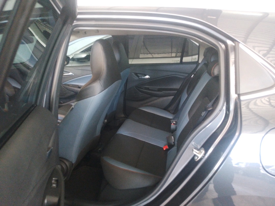 GM - Chevrolet-ONIX-1.0 TURBO FLEX PREMIER AUTOMÁTICO