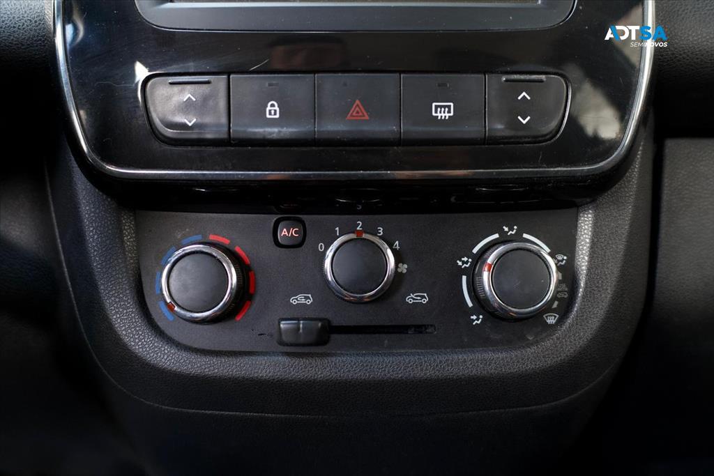 RENAULT KWID 1.0 12V SCE FLEX OUTSIDER MANUAL