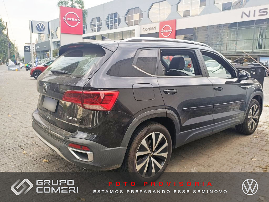 TAOS 1.4 250 TSI TOTAL FLEX HIGHLINE AUTOMÁTICO1