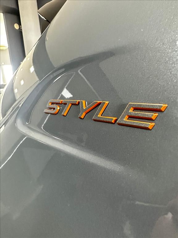 208 1.0 FIREFLY FLEX STYLE MANUAL 208 1.0 FIREFLY FLEX STYLE MANUAL