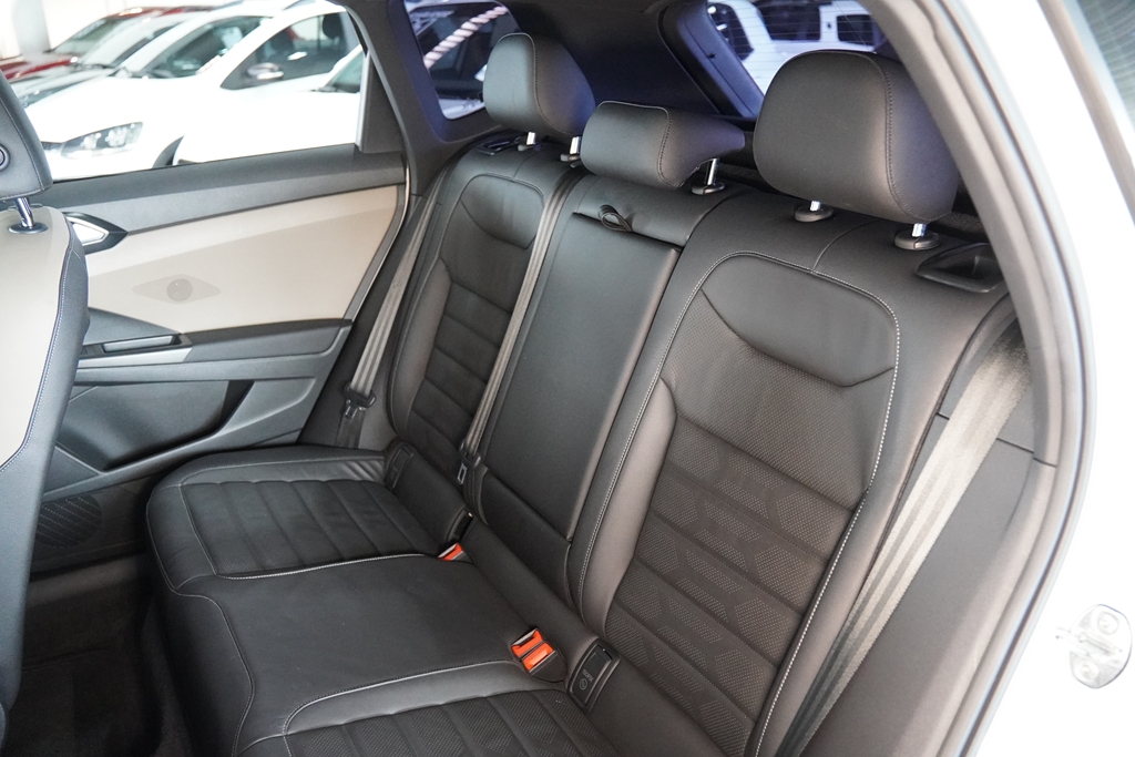 TAOS 1.4 250 TSI TOTAL FLEX HIGHLINE AUTOMÁTICO10