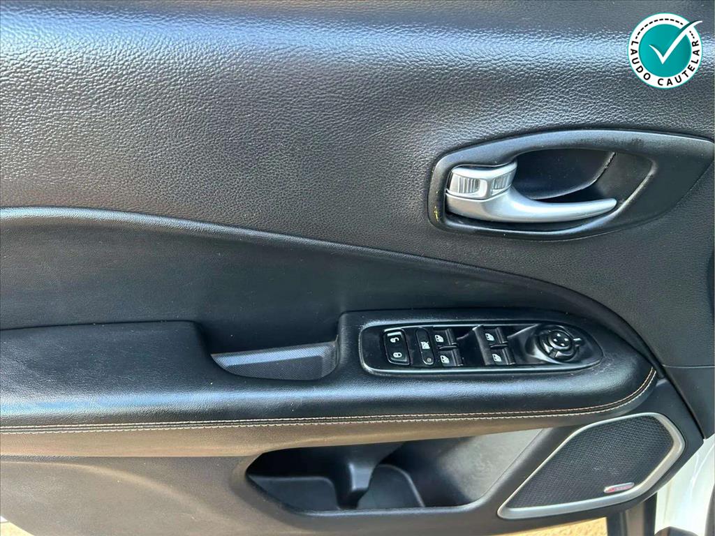 COMPASS 2.0 16V DIESEL LONGITUDE 4X4 AUTOMÁTICO10