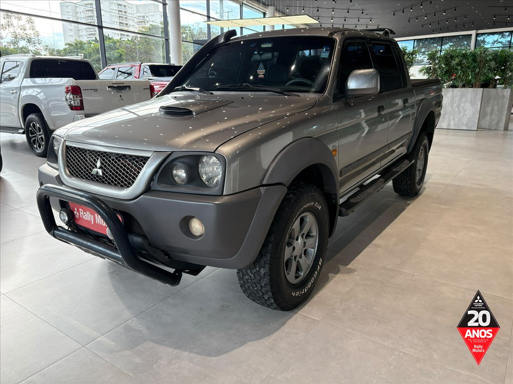 Mitsubishi-L200 OUTDOOR-2.5 HPE 4X4 CD 8V TURBO INTERCOOLER DIESEL 4P MANUAL