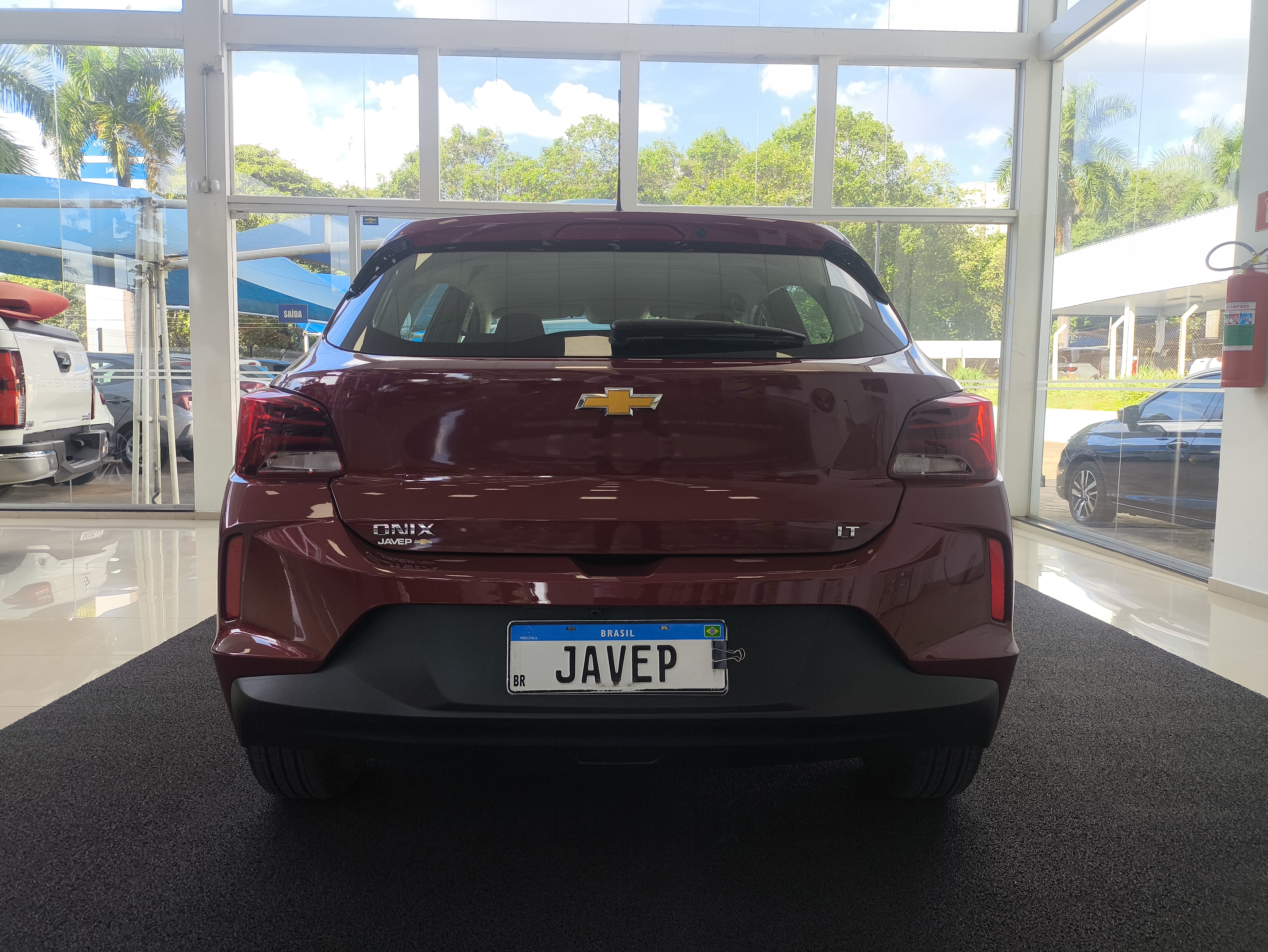 GM - Chevrolet-ONIX-1.0 FLEX LT MANUAL