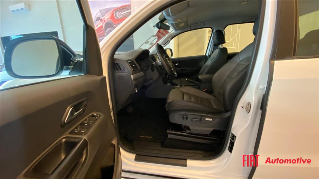 AMAROK 3.0 V6 TDI DIESEL HIGHLINE CD 4MOTION AUTOMÁTICO AMAROK 3.0 V6 TDI DIESEL HIGHLINE CD 4MOTION AUTOMÁTICO