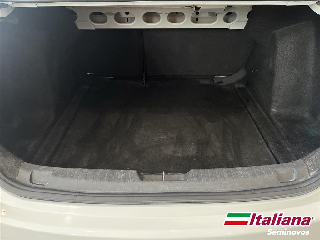 ONIX PLUS 1.0 TURBO FLEX LT AUTOMÁTICO15