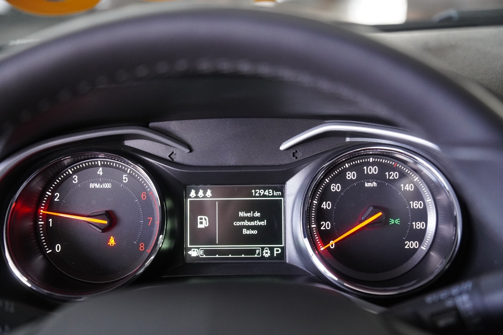 ONIX 1.0 TURBO FLEX PREMIER AUTOMÁTICO10