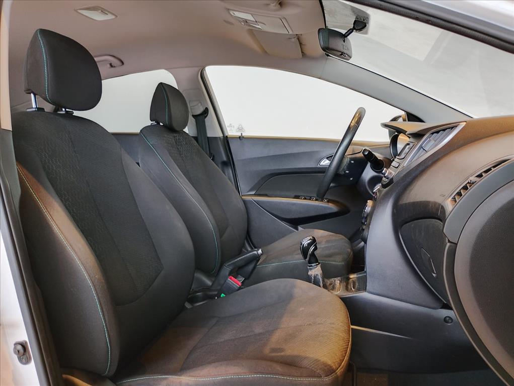 Hyundai-HB20X-1.6 16V STYLE FLEX 4P MANUAL