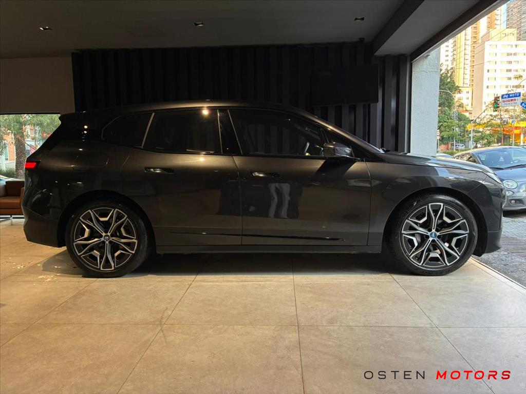 BMW-iX-ELÉTRICO XDRIVE40