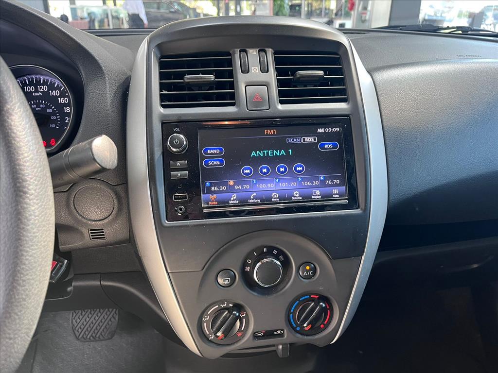 Nissan-VERSA-1.6 16V FLEXSTART SV 4P XTRONIC