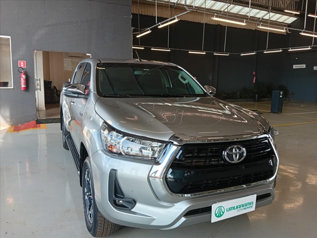 HILUX 2.8 D-4D TURBO DIESEL CD SRV 4X4 AUTOMÁTICO2