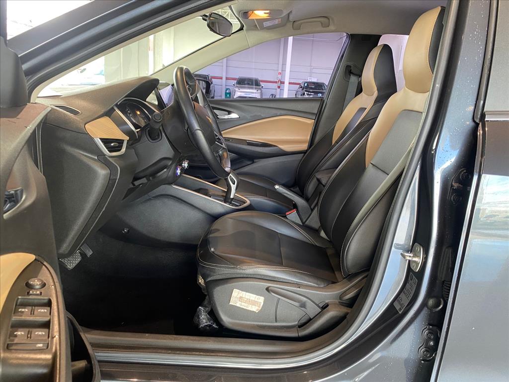 GM - Chevrolet-ONIX PLUS-1.0 TURBO FLEX PREMIER AUTOMÁTICO