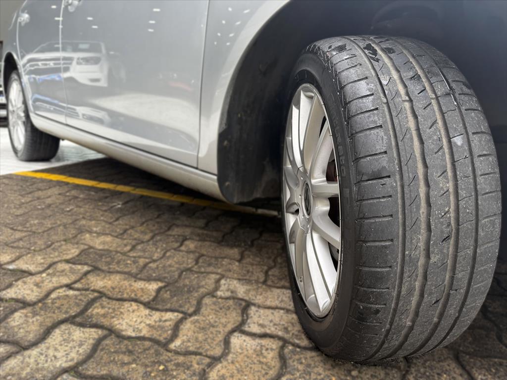 Volkswagen Jetta - 2.5 I 20V 150CV GASOLINA 4P TIPTRONIC