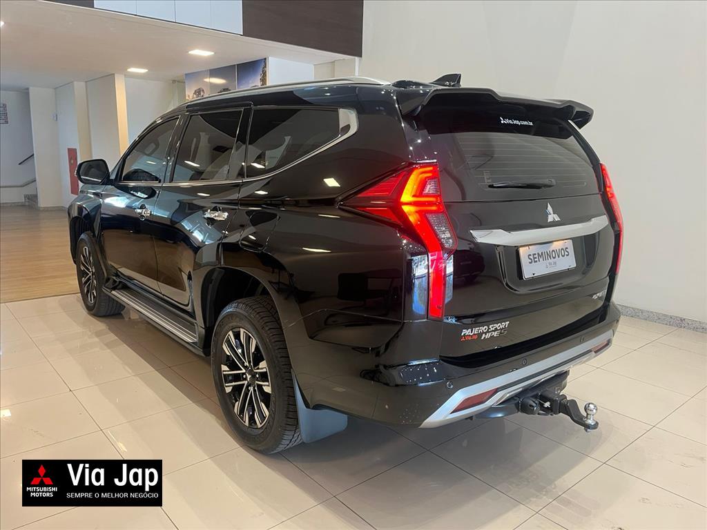 Mitsubishi-PAJERO SPORT-2.4 16V MIVEC TURBO DIESEL HPE-S AWD AUTOMÁTICO