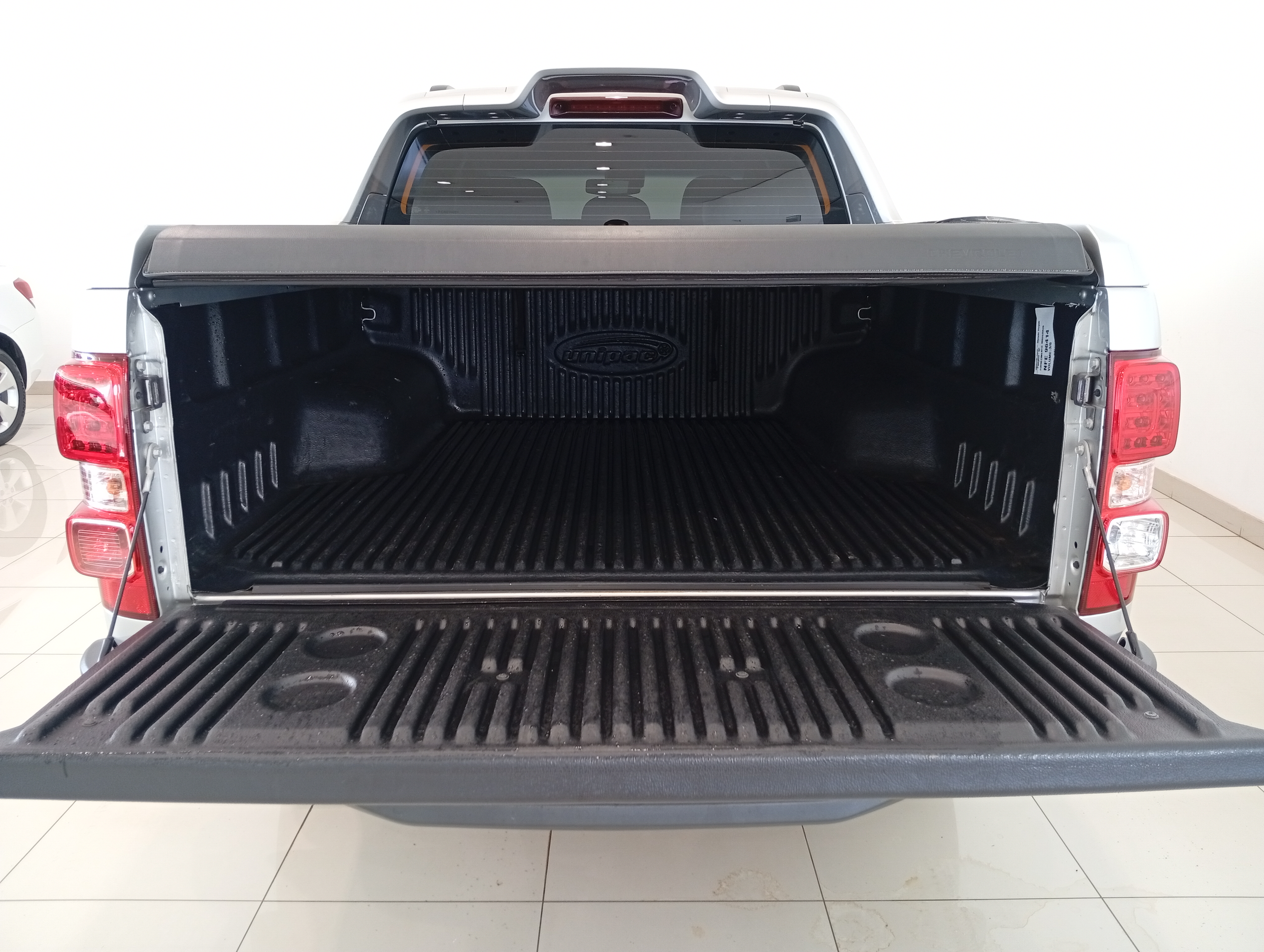 Chevrolet S10 2.8 16V Turbo Diesel High Country Cd 4X4 Automático - foto 13