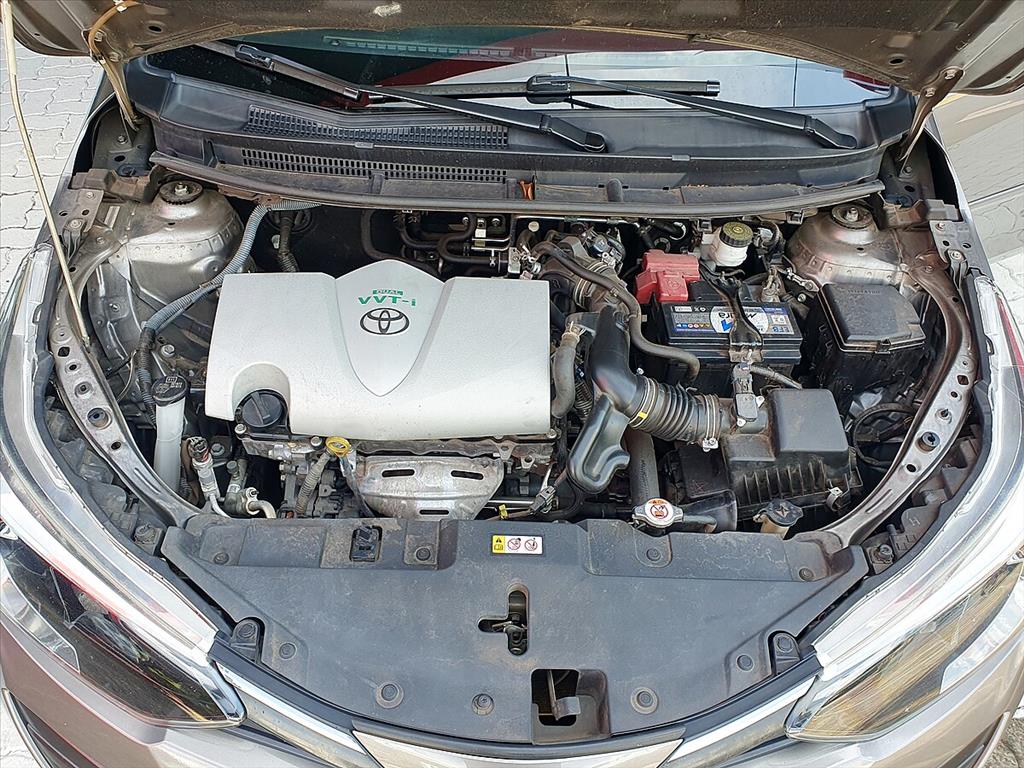 Toyota Yaris - 1.5 16V FLEX SEDAN XLS MULTIDRIVE