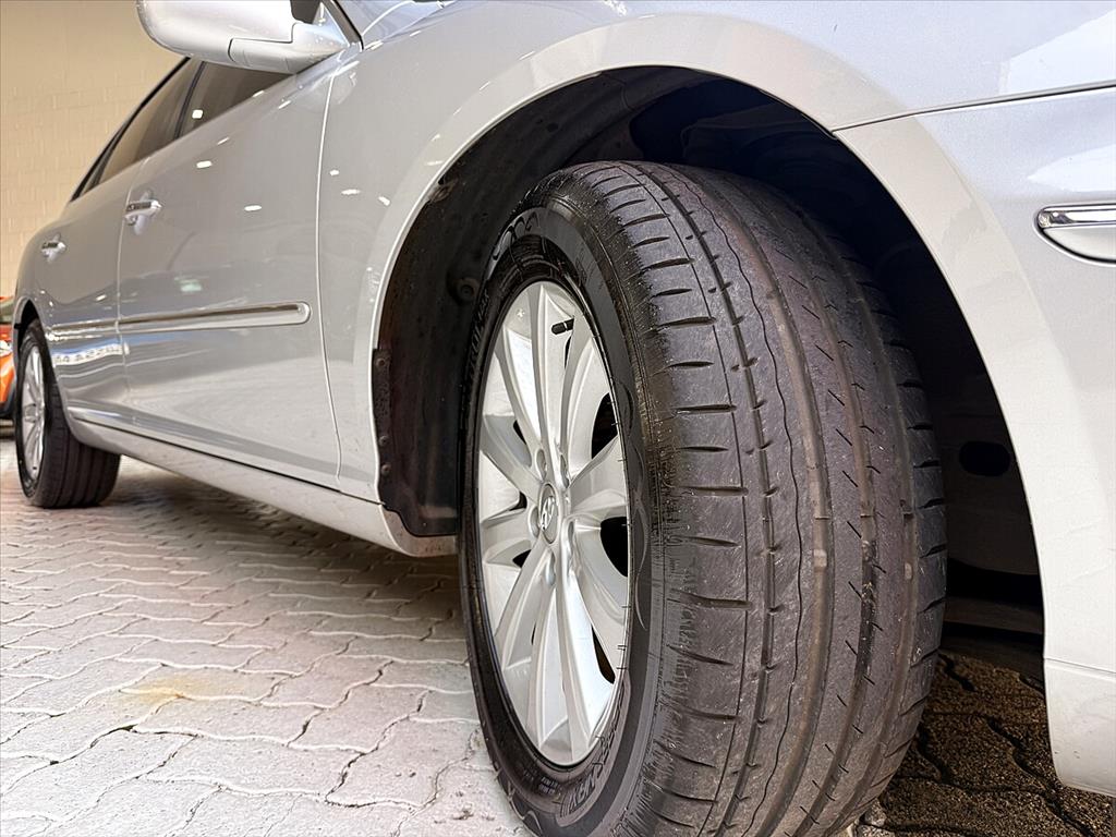 Hyundai Azera - 3.3 MPFI GLS SEDAN V6 24V GASOLINA 4P AUTOMÁTICO