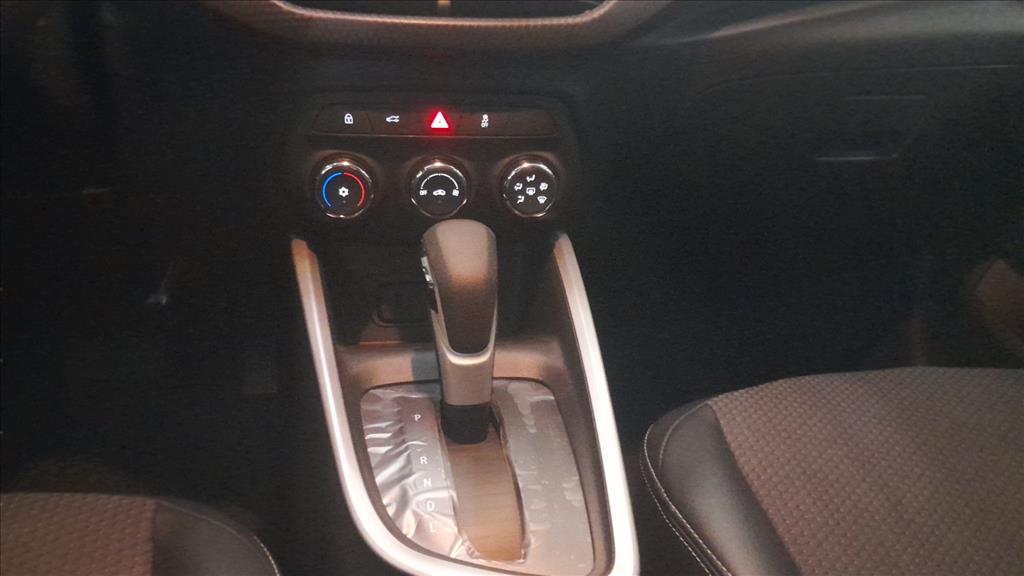 ONIX 1.0 TURBO FLEX LTZ AUTOMÁTICO9