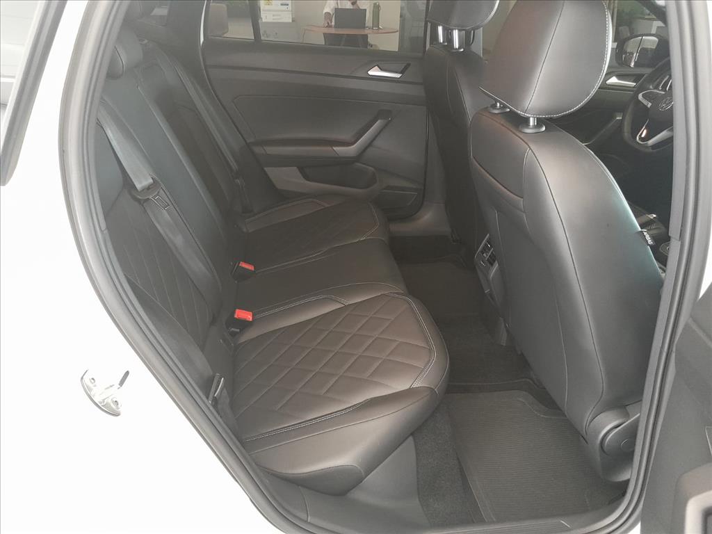 VIRTUS 1.4 250 TSI EXCLUSIVE AUTOMÁTICO14