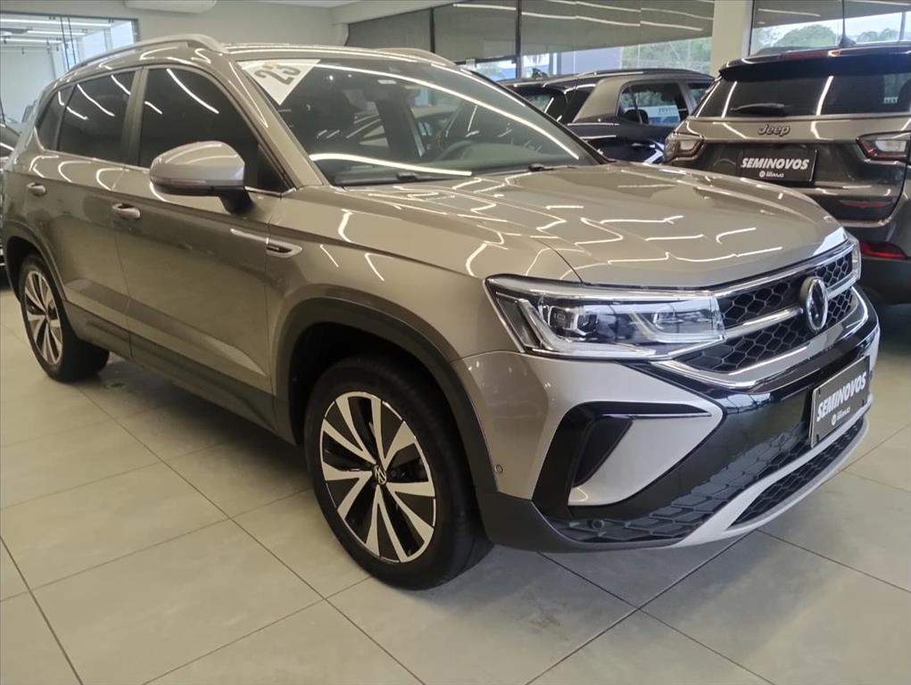 TAOS 1.4 250 TSI TOTAL FLEX HIGHLINE AUTOMÁTICO1