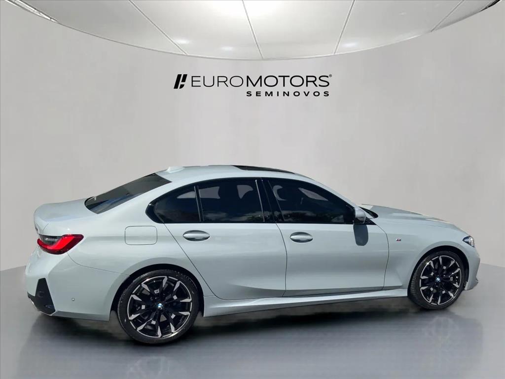 BMW-320i-2.0 16V TURBO FLEX M SPORT AUTOMÁTICO