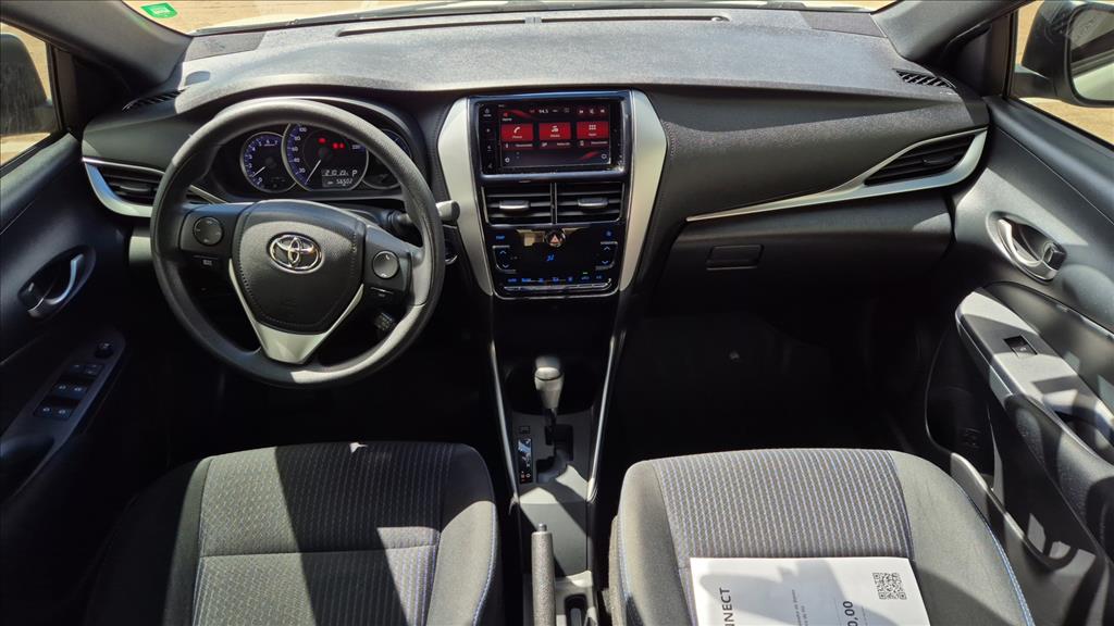 YARIS 1.5 16V FLEX XL PLUS CONNECT MULTIDRIVE5