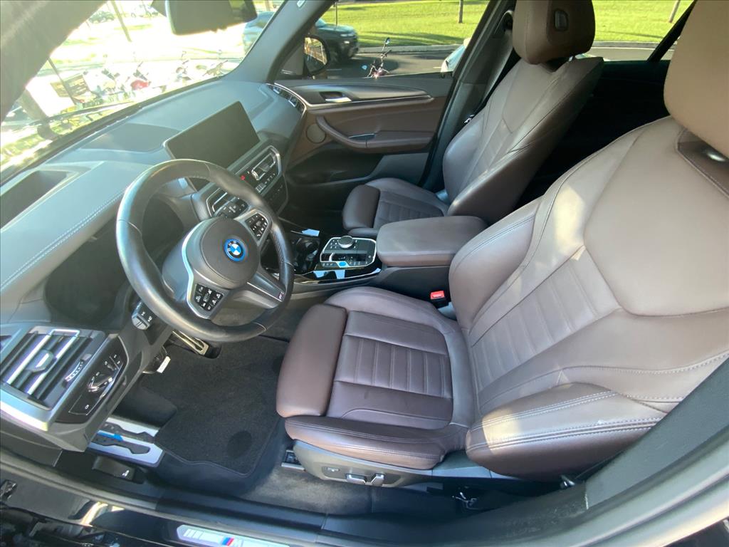 BMW-iX3-ELÉTRICO M SPORT