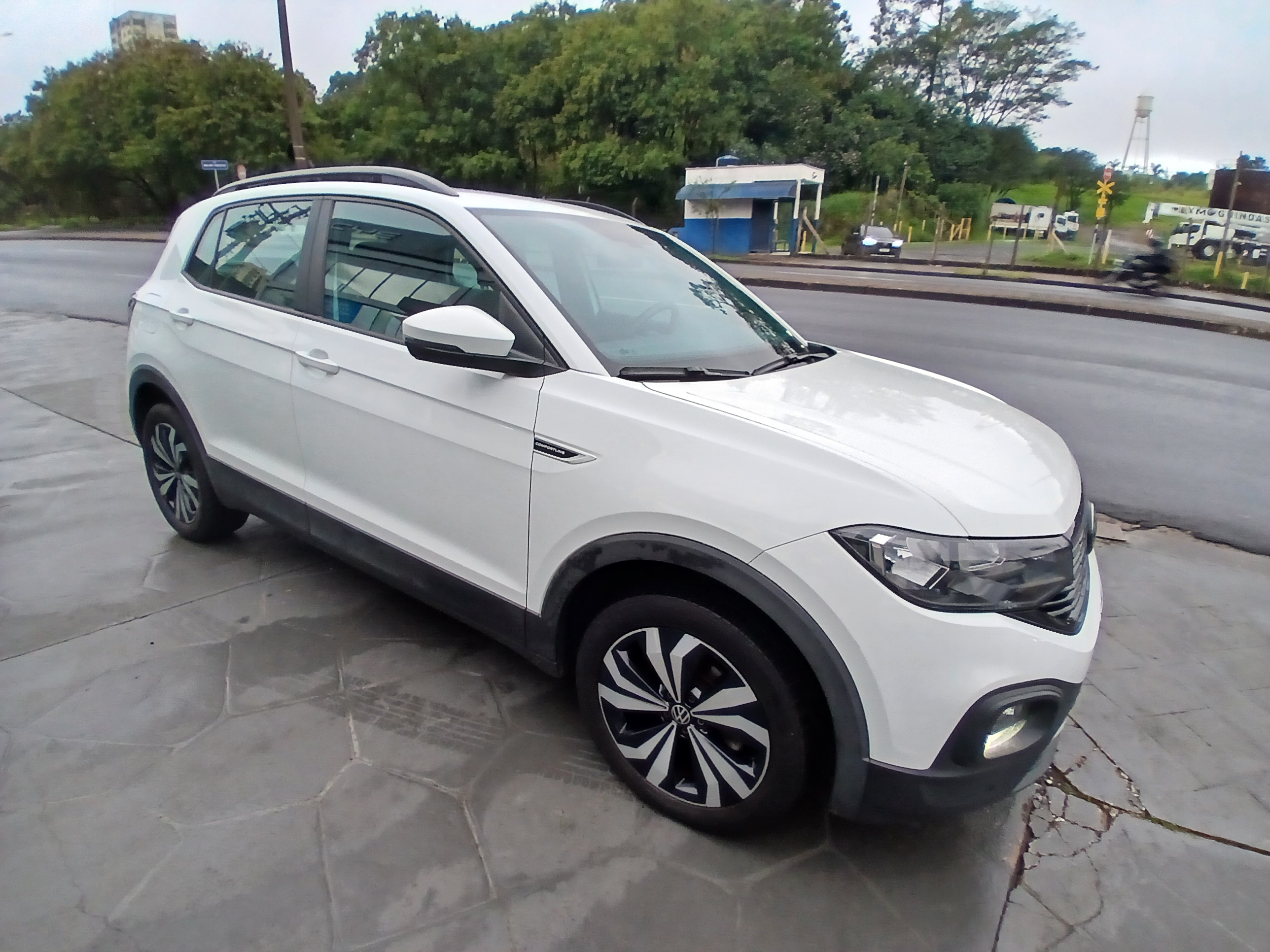 T-CROSS 1.0 200 TSI TOTAL FLEX COMFORTLINE AUTOMÁTICO1