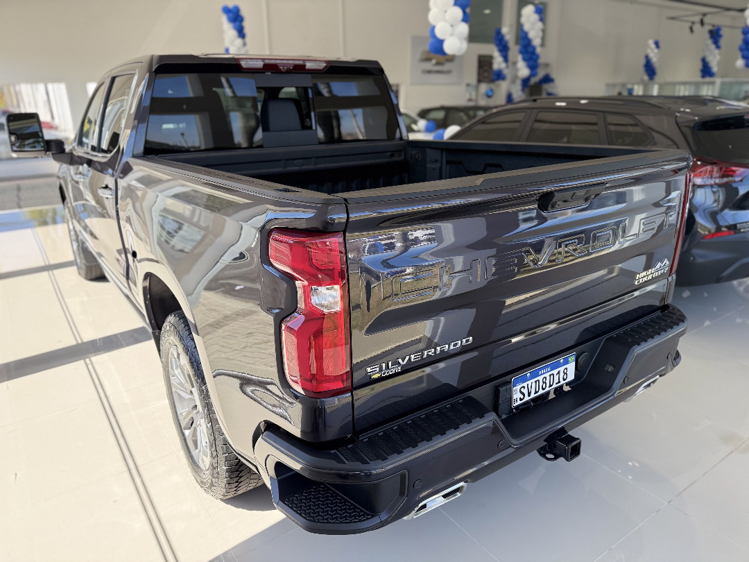 SILVERADO 5.3 V8 GASOLINA 1500 HIGH COUNTRY 4X4 AUTOMÁTICO