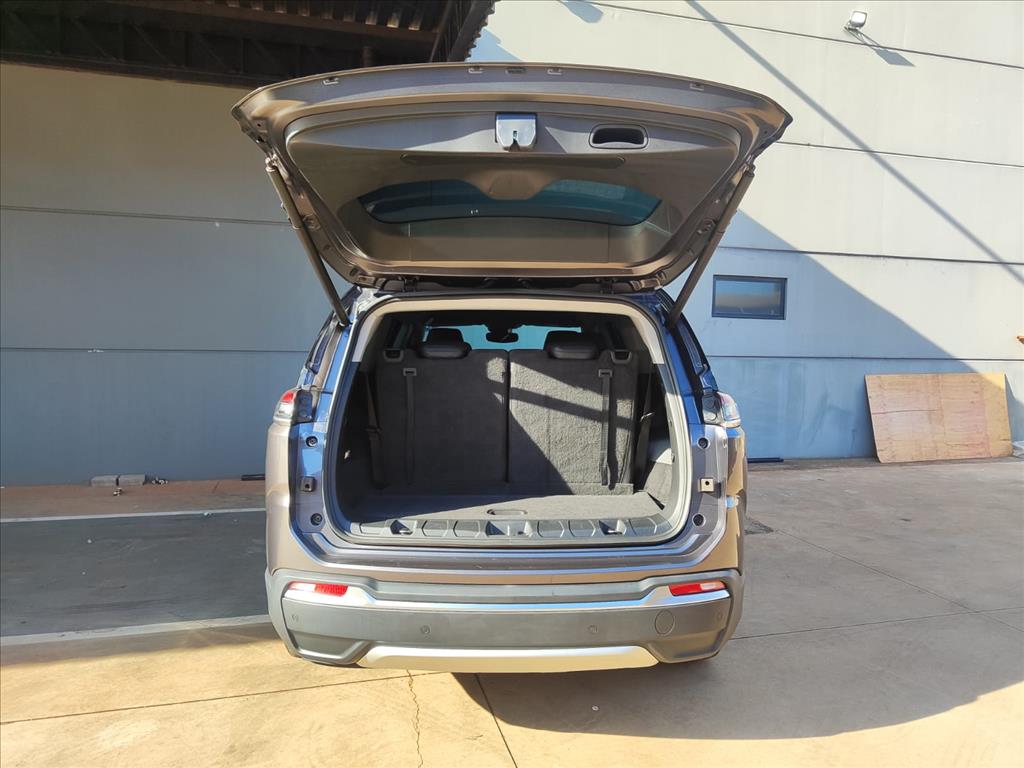 COMMANDER 1.3 T270 TURBO FLEX LIMITED AT6 COMMANDER 1.3 T270 TURBO FLEX LIMITED AT6