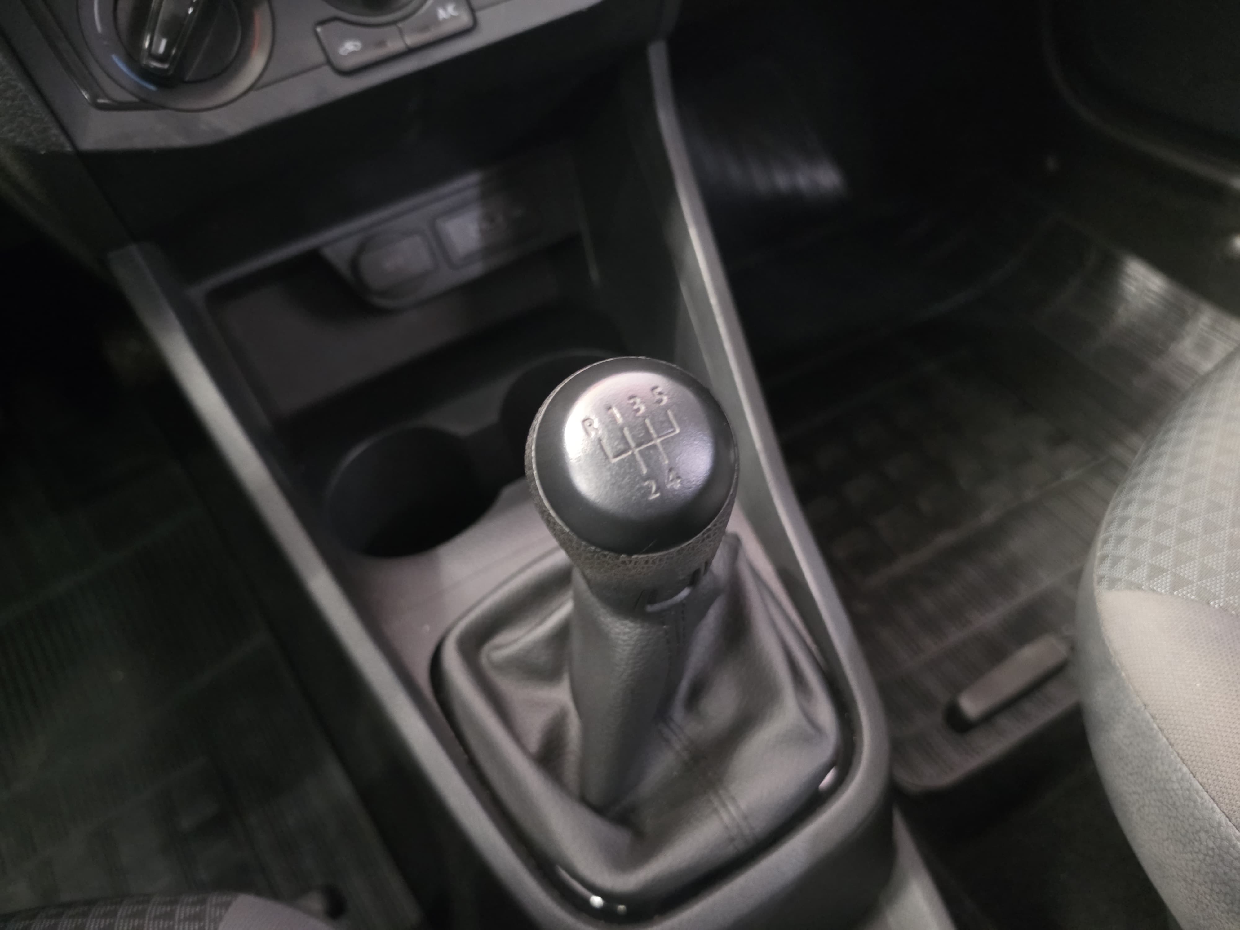 GOL 1.0 12V MPI TOTALFLEX 4P MANUAL11