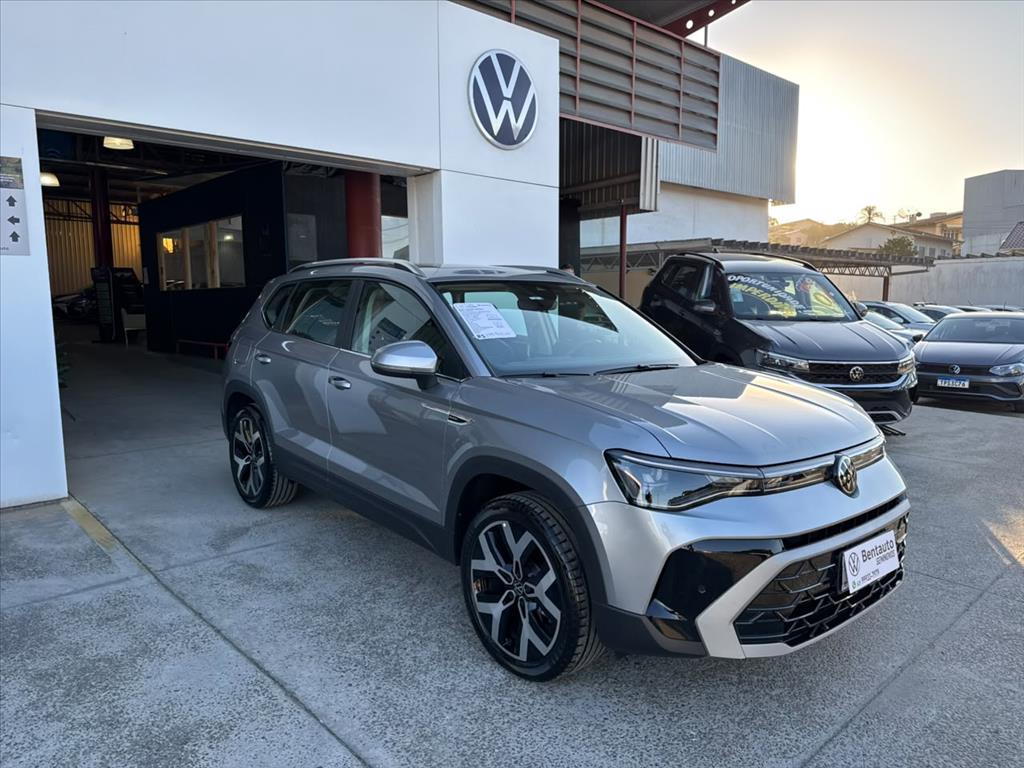 TAOS 1.4 250 TSI TOTAL FLEX HIGHLINE AUTOMÁTICO