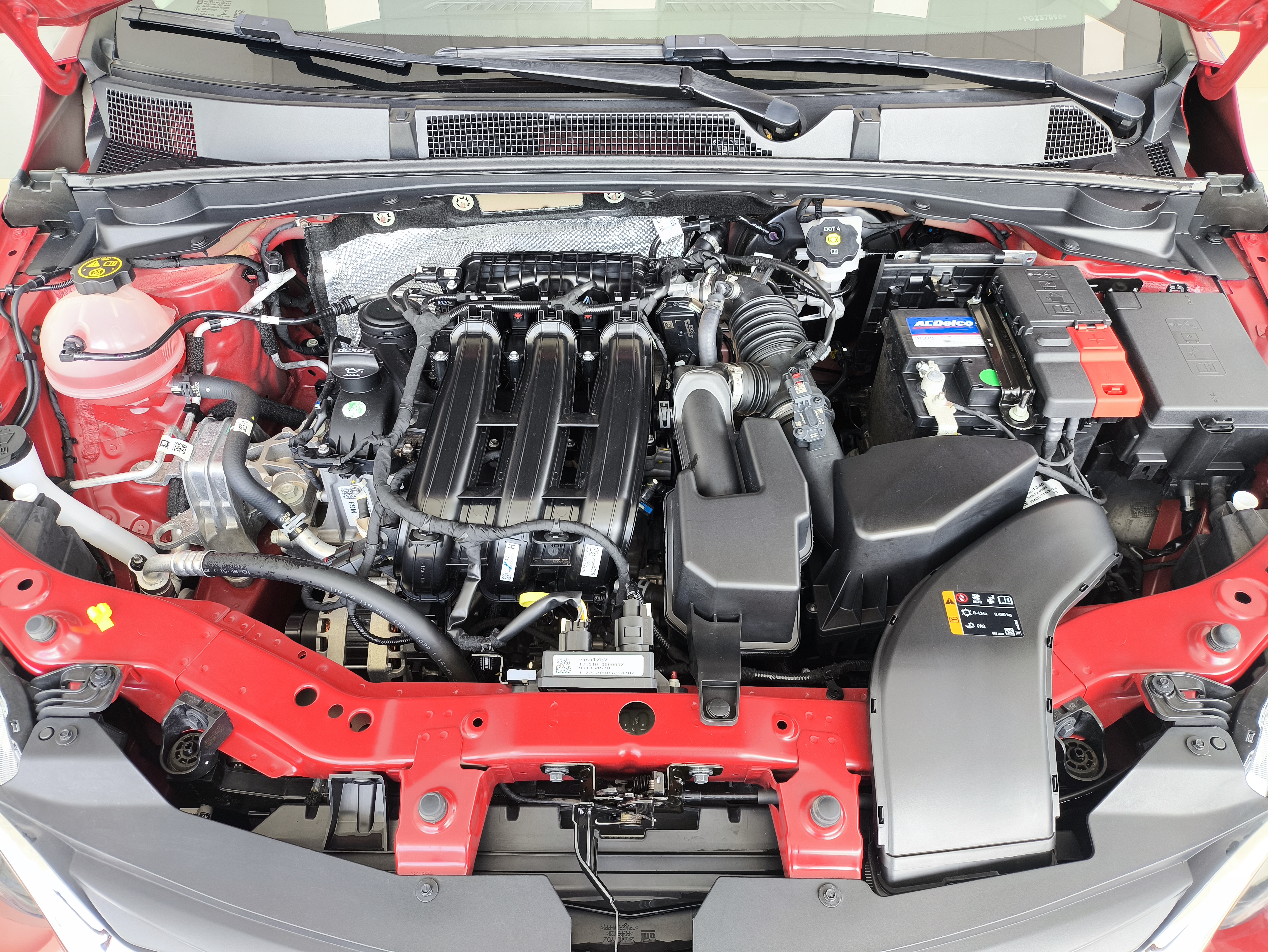 GM - Chevrolet-ONIX-1.0 FLEX LT MANUAL