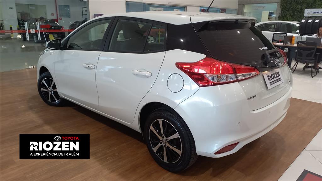 YARIS 1.5 16V FLEX XS CONNECT MULTIDRIVE3
