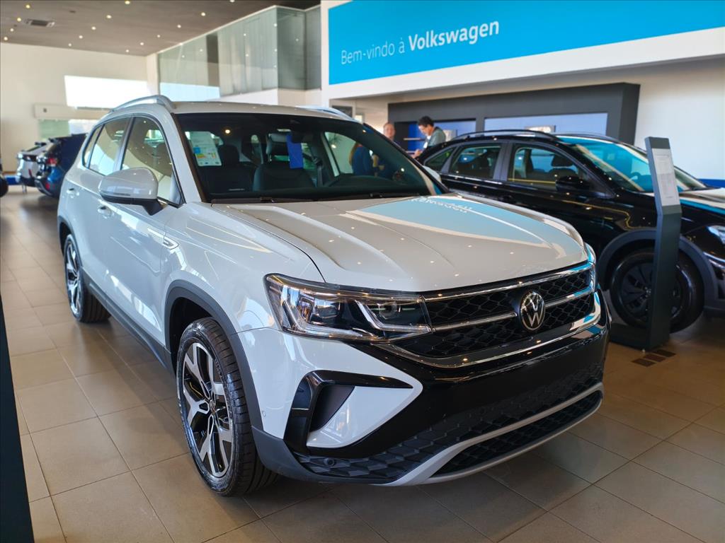 TAOS 1.4 250 TSI TOTAL FLEX HIGHLINE AUTOMÁTICO
